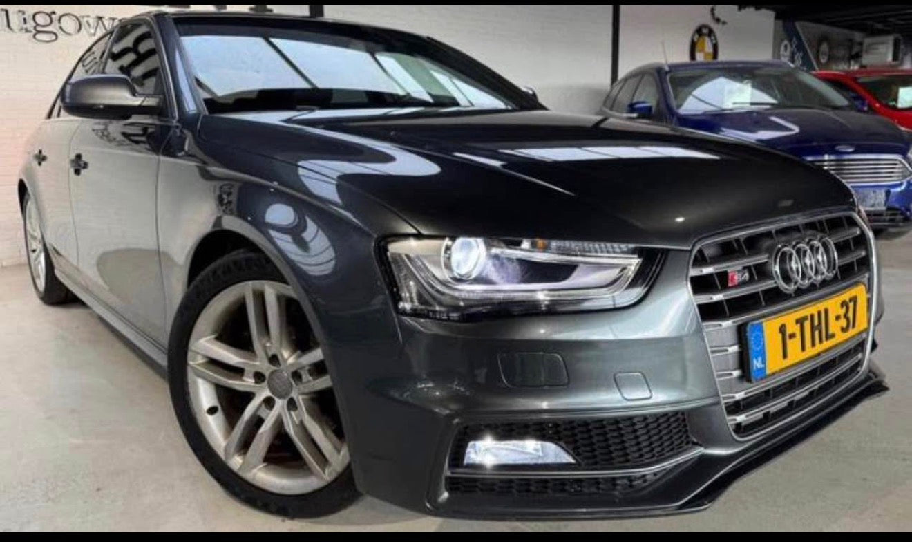 Audi a4 Limousine 1.8 tfsi business edition/ sline 101 km nap