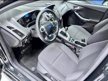 Ford focus ST LINE titanium 2014 jaar apk 
Km 98.056