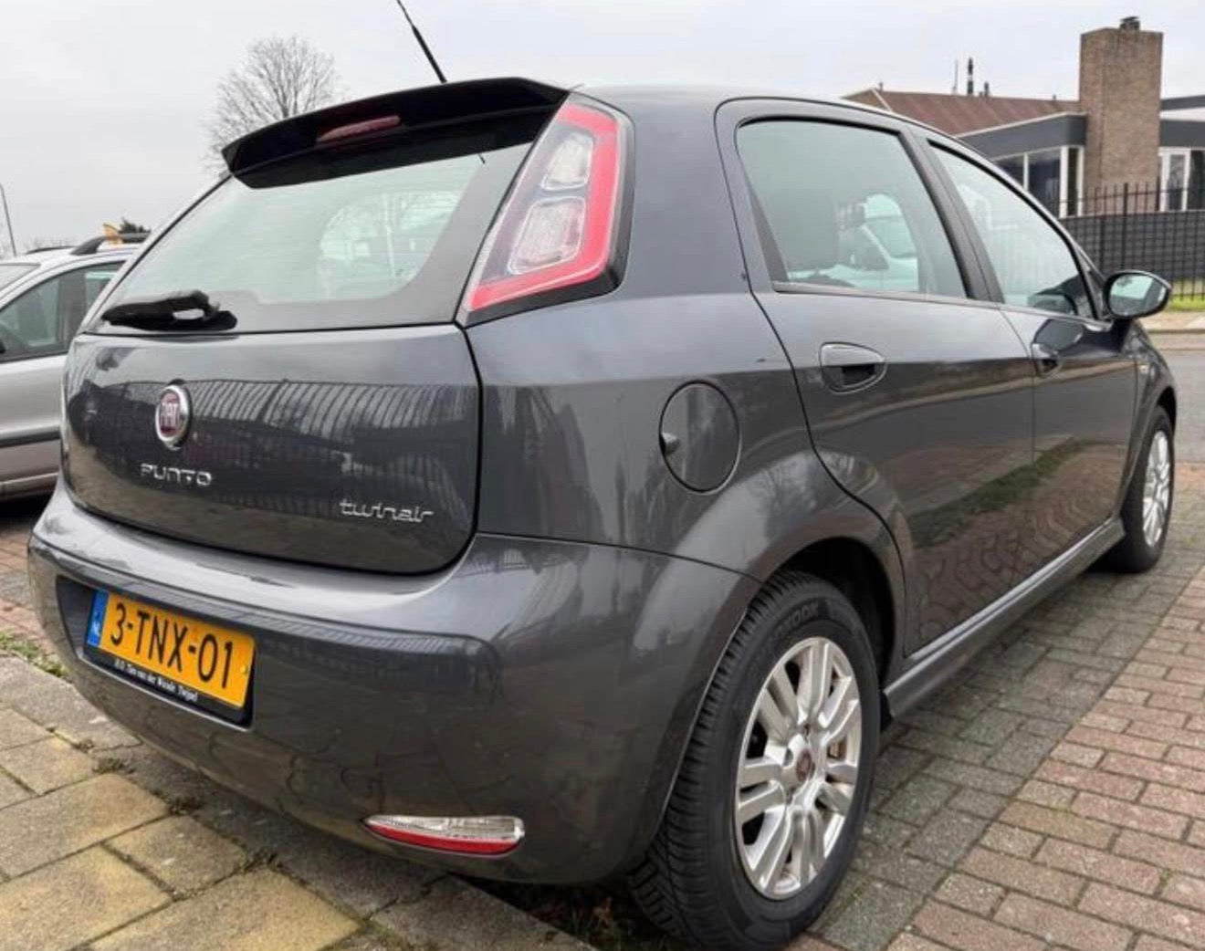 iat  punto evo 0.9 bj 2014 km 138.333 NAP jaar apk